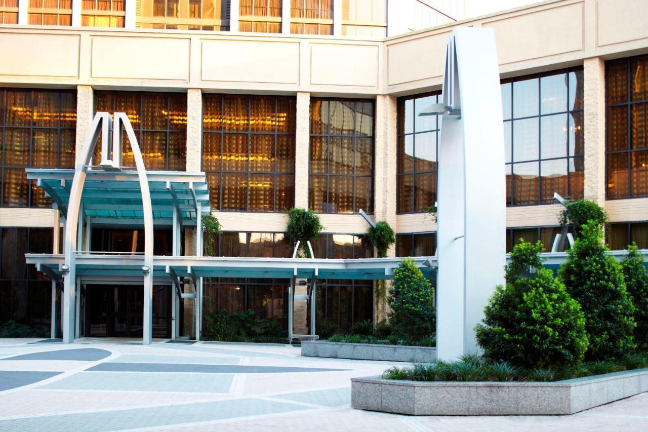 Renaissance Mobile Riverview Plaza Hotel Exterior foto